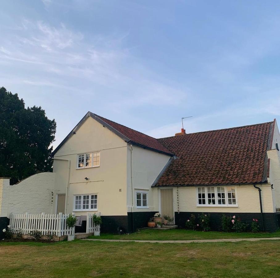 Bed and Breakfast Church Farm à Thurlton Extérieur photo